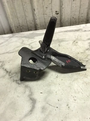 11 Can-Am Spyder Roadster RS SE5 前右脚休息钉 — 第 1/4 张图片