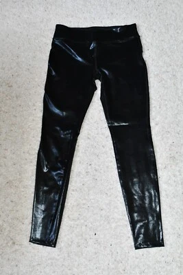 LEGGINGS NEGROS BRILLANTES POLIÉSTER SPANDEX FOREVER 21 MEDIANOS Foto 1 de 4