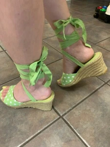 Palovio Shoes Size 8.5 Lace Up Leg Wedge Lime Green & White Polka Dot - Picture 1 of 8