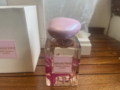 Fragancia de alta costura Giorgio Armani Prive 3,4 oz con caja Foto 1 de 4