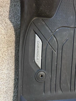 Blazer de fábrica GM All Weather Mats 2019-2025 frente completa e segunda linha preto usado - Imagem 1 de 4