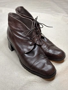 Jones New York Vintage Leather 90s Brown Boots Booties Block Heel Lace Up Sz 9N - Picture 1 of 11