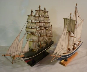 LOT OF 2 WOODEN CAPE COD STYLE SAILING SHIPS 1:130 BOATS - Picture 1 of 5