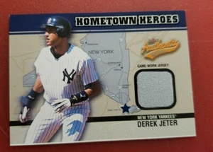 2003 Fleer Authentix Hometown Heroes Memorabilia Jersey Derek Jeter HOF YANKEES - Picture 1 of 3