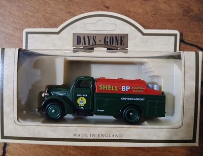 Lledo Days Gone;1939 Ford Tanker Shell BP #57000 1:64 Die Cast Model Boxed/NEW - Image 1 of 2