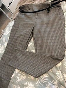 Chequered Ladies Size 18 Trousers Tapered M&co - Picture 1 of 2