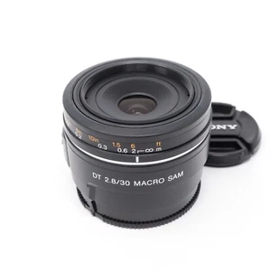 Sony DT 30mm f/2.8 Macro SAM Lens for Sony A Mount (SAL30M28) - Excellent Cond. - Picture 1 of 8