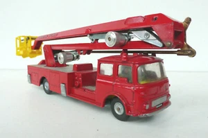 CORGI TOYS MAJOR BEDFORD POMPIER SIMON SNORKEL FIRE ENGINE BON ÉTAT - Imagen 1 de 10