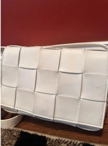 Bottega Veneta Cassett Crossbody Bag White - Picture 1 of 18
