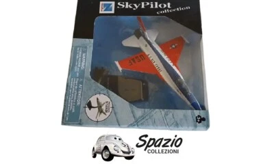 F-16 FIGHTING FALCON SKY PILOT SCALA 1/72 - Immagine 1 di 2