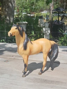 Classic Breyer Horse 7” Spirit Kiger Mustang Family Mesteno Stallion - Picture 1 of 6