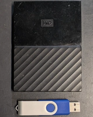 Flash Drive 1GB WESTERN DIGITAL WD Passport 1TB External Hard Drive Portable USB - Image 1 of 4