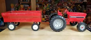 Vintage ERTL International Farmall Tractor & Hay Wagon 1/16 Diecast STK #415 - Picture 1 of 23