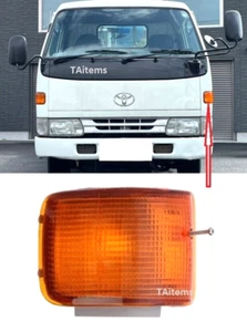 LEFT FRONT TURN INDICATOR LIGHT LAMP FOR Toyota Dyna 1995-1998 - Picture 1 of 4