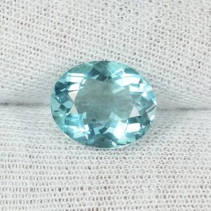 3.74 ct BEST GRADE - LIGHT GREEN NATURAL FLUORITE GEMSTONE Oval - See Vdo SQB - Picture 1 of 2