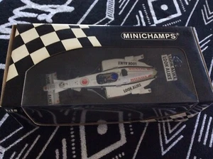 MINICHAMPS JACQUES VILLENEUVE 1:18 BAR HONDA 03 F1 MODEL CAR FROM 2001 MINT  - Picture 1 of 9