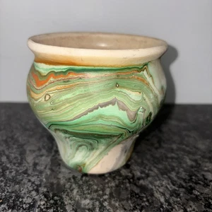 Vintage Native American Nemadji Pottery Vase Orange & Green Swirl 4” Tall - Picture 1 of 5