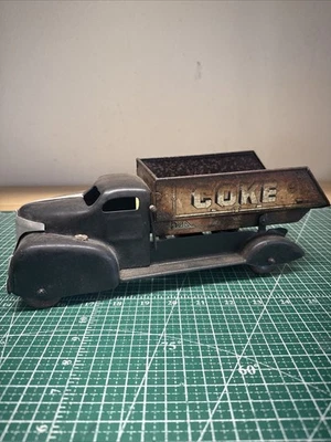 复古 Marx 黑色压钢可乐自卸车 — 第 1/4 张图片