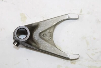 Horquilla de cambio 2 4WM-18512-00 2002 Yamaha RoadStar XV1600A Foto 1 de 4