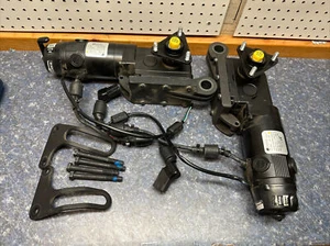 Quickie QM-710 MOTORS 90ZY24-450C/89JC20G2554 Elektrorollstuhl links & rechts - Bild 1 von 10