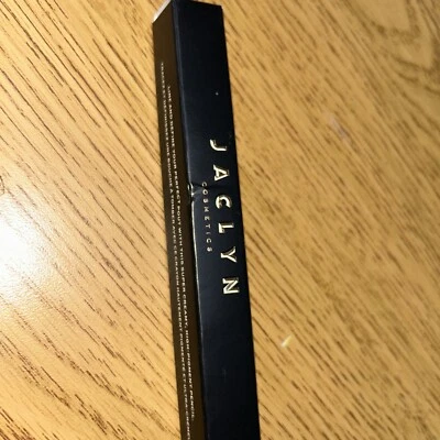 JACLYN Cosmetics - Poutspoken Lip Liner - "I'M IN IT" - Full Size - New In Box - Image 1 of 4