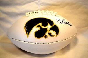 KIRK FERENTZ IOWA HALWKEYES LOGOTIPO FIRMADO FÚTBOL CON CERTIFICADO DE AUTENTICIDAD - Imagen 1 de 4