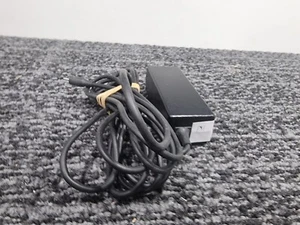 P91 MOTOROLA POWER CHARGER FMP5630A 12V 1.5A - Picture 1 of 7