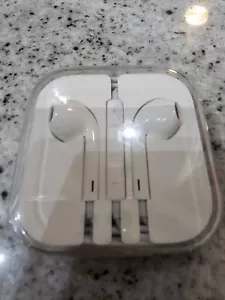 Auricolari originali Apple cablati jack da 3,5 mm nuovi con custodia - Foto 1 di 2