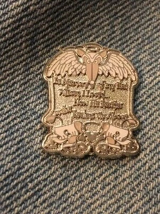 Pin Oculto Serie Mickey - Tumbas Mansión Embrujada ~ Rata - Imagen 1 de 2