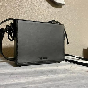 Steve Madden Kayla Box Crossbody Bag - Picture 1 of 7
