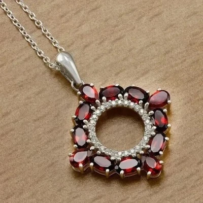 2 克拉实验室制作椭圆形切割红色石榴石女式漂亮吊坠 14k 白金打褶 — 第 1/4 张图片