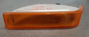 CLIGNOTANT AVANT DROIT RENAULT TRAFIC 7700793313 (92) - Foto 1 di 6