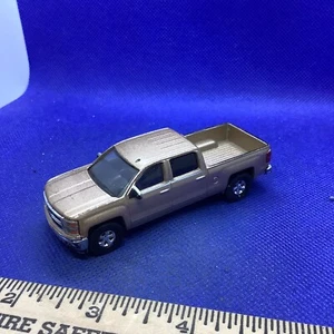 Greenlight GL100 2015 Chevy Silverado 32130-B - Bild 1 von 4