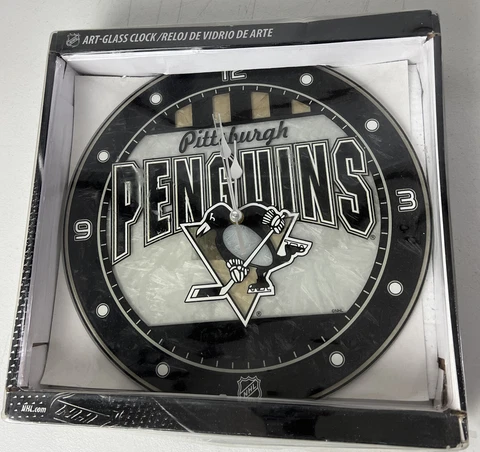 Pittsburgh Penguins Glass Art Wall Clock Mancave NEW Logo Spellout NHL 2008 NEW Cover