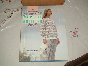 KNITTING MACHINE MAGAZINES / BOOKS ASSORTED SEE PHOTOS (6) - Picture 1 of 1