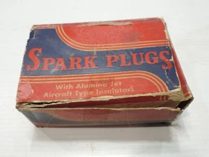 Vintage NOS 18-M Spark Plugs 1930's 1940's - Box of 9 - Picture 1 of 12