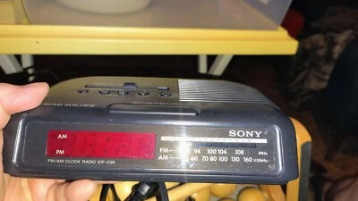 VTG Sony Dream Machine FM/AM Model Alarm Clock Radio Black TESTED Works - Image 1 of 3