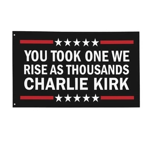 Bandiera You Took One We Rise As Thousands Charlie Kirk 3x5 piedi banner da giardino nero,; - Foto 1 di 10