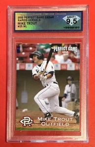 2010 Perfect Game Cedar Rapids Kernels 🔥 MIke Trout (DSG mt 9.5) 🔥 Future HOF - Picture 1 of 4