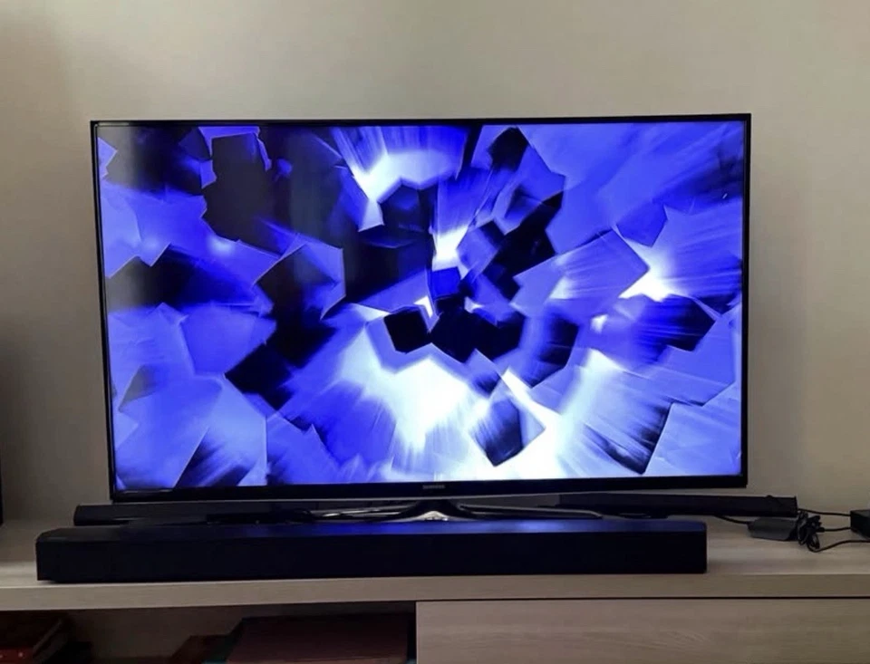 Samsung Smart TV 3D 40 pollici Full HD - Immagine 1 di 4