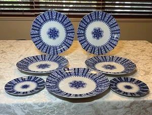 "Plato de cena flauta corintia caldero 10"" (5) plato de pan 6"" (2) antiguo flujo azul" - Imagen 1 de 19
