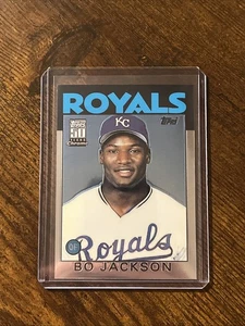 2001 Topps Chrome Traded 1986 Reprint #20 Bo Jackson Kansas City Royals - Picture 1 of 2