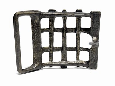 Hebilla de cinturón de rejilla de ventana industrial de latón vintage Steam Punk pirata retro punk Foto 1 de 3