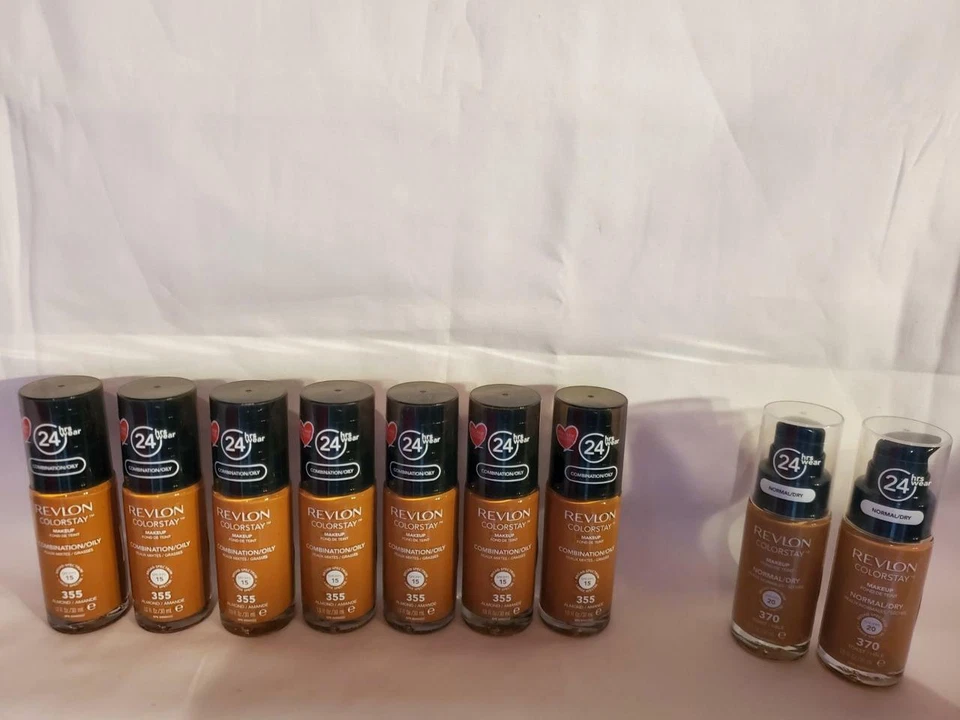 7+2=9 Pcs REVLON (355+370) COLOURSTAY MAKEUP SPF15+COMBINATION/OILY/DRY 1oz 30ml - Image 1 of 1