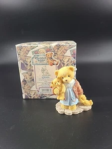 Cherished Teddies 1998 476404 Irene Girl sosteniendo peluches oso estatuilla - Imagen 1 de 4