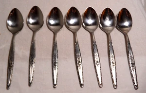 7 Dinner Spoons Vintage Stylecraft T&N Japan Single Rose Stainless Flatware - Picture 1 of 6