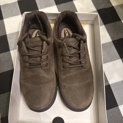 Hush Puppies Boys Chad Nubuck Foto 1 de 4