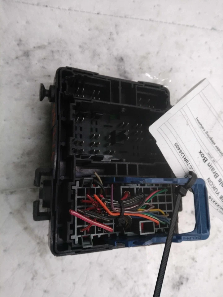 Módulo de control de carrocería usado se adapta a: 2008 GMC Yukon Body Control BCM Under Steering Co Foto 1 de 4