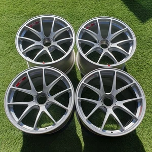 R35 GTR Mola - Super GT (GT500) - BBS RI-A Centrelock 18x12+40 Nissan, Toyota - Picture 1 of 24