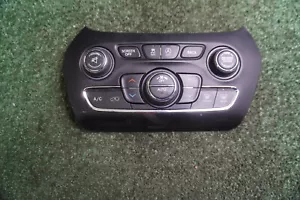 2015 2016 2017 JEEP CHEROKEE CLIMATE TEMP HEAT AC Control OEM 68293527AC - Picture 1 of 3